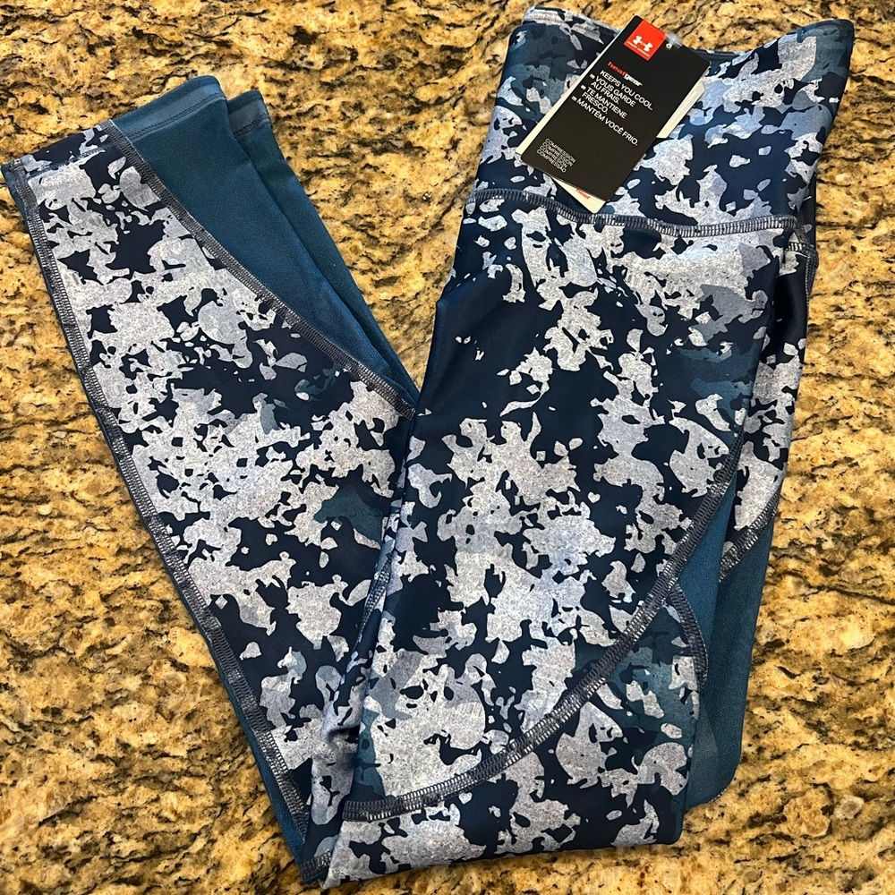 NWT Blue Multicolor Under Armour Heat Gear compression leggings